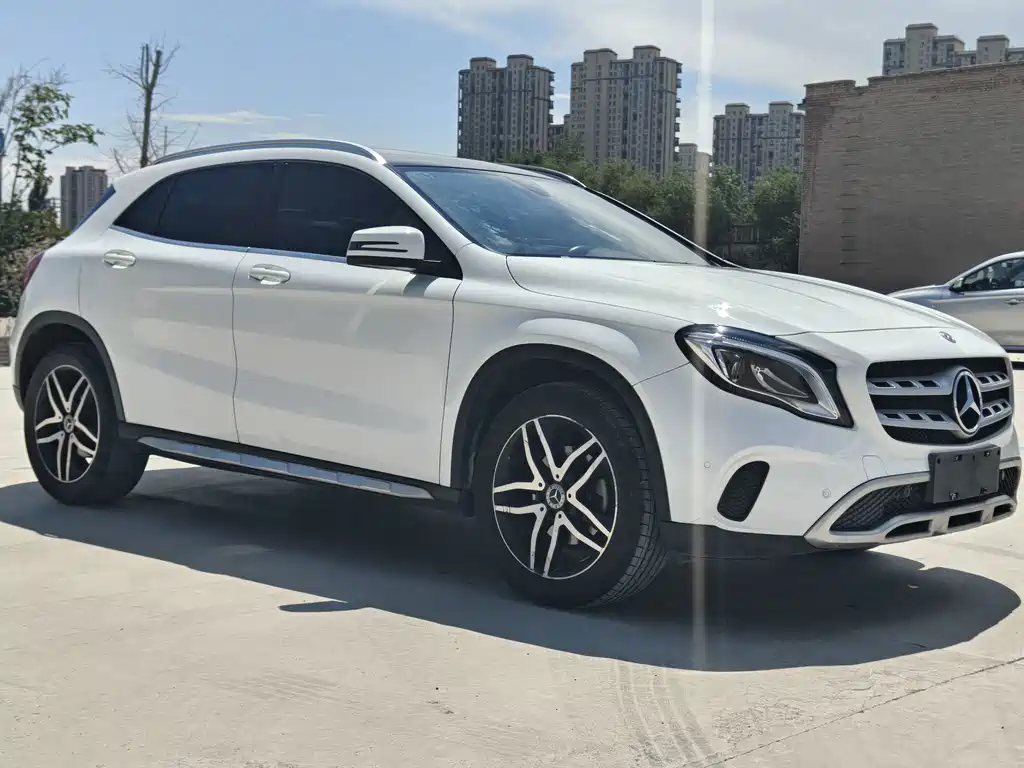 Mercedes-Benz GLA 2017 — фото 3