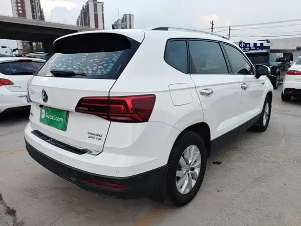 Volkswagen Tharu 2020