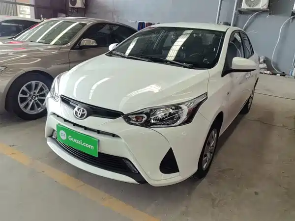 Toyota Yaris L 2020