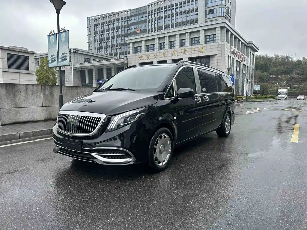 Mercedes-Benz Vito 2022 — фото 1