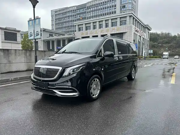 Mercedes-Benz Vito 2023