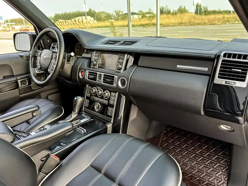 Land Rover Range Rover 2010 — фото 14