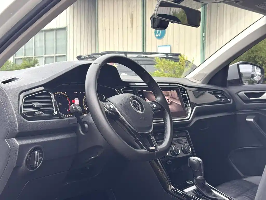 Volkswagen T-Roc 2022