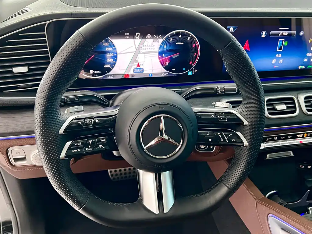 Mercedes-Benz GLS 2024 — фото 16