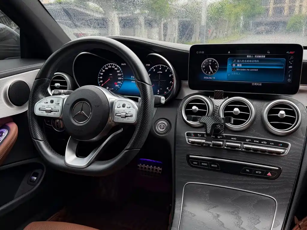 Mercedes-Benz C-Class 2019 — фото 18