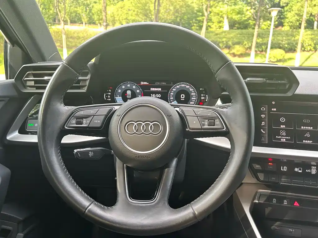 Audi A3 2022 — фото 13
