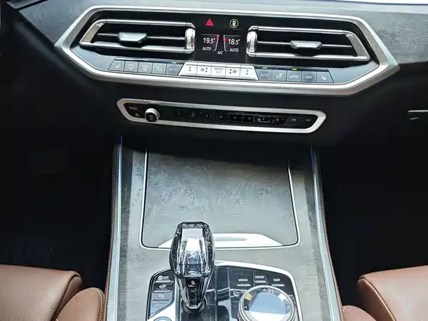 BMW X5 2021