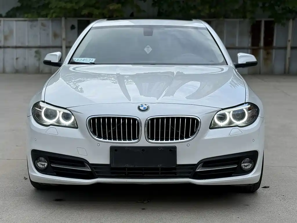 BMW 5 Series 2016