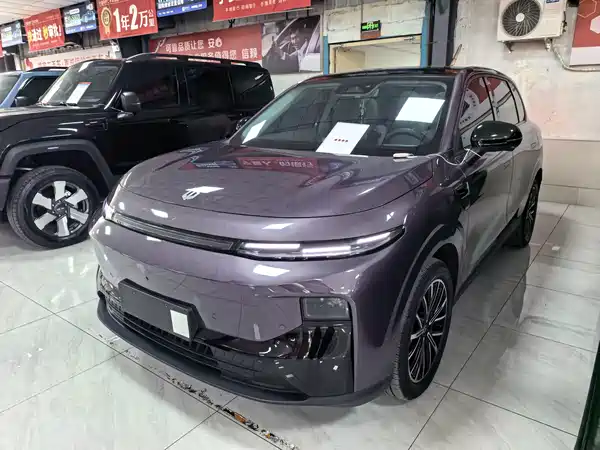 Leapmotor B10 2025