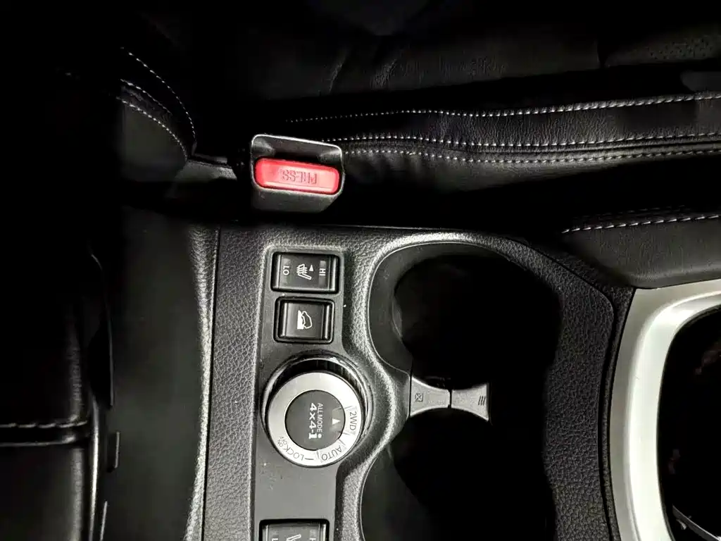 Nissan X-Trail 2018 — фото 22