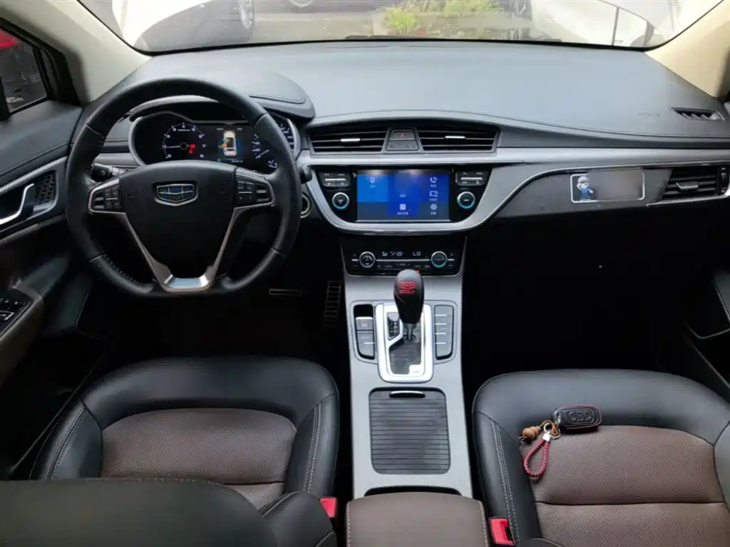 Geely Emgrand GS 2017 — фото 10