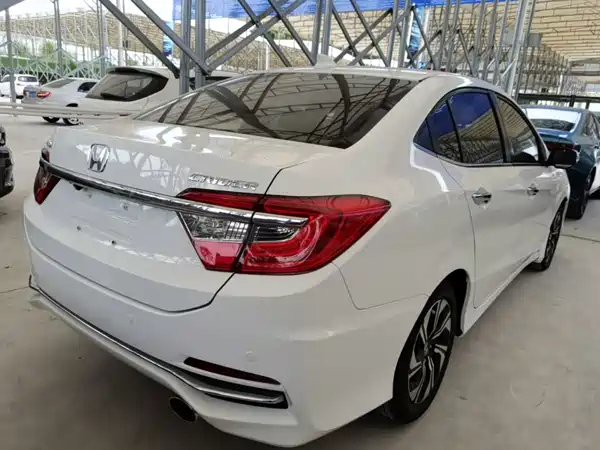 Honda Crider 2016