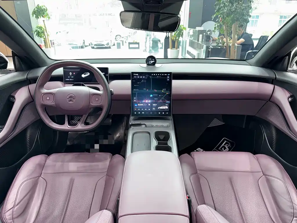 NIO ET5T 2024