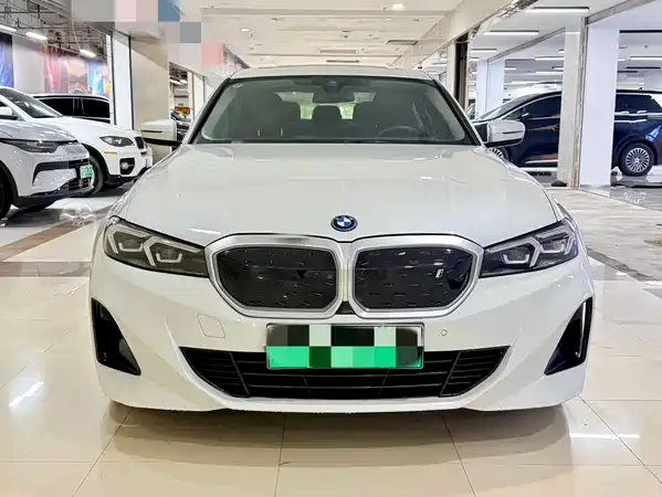BMW i3 2024