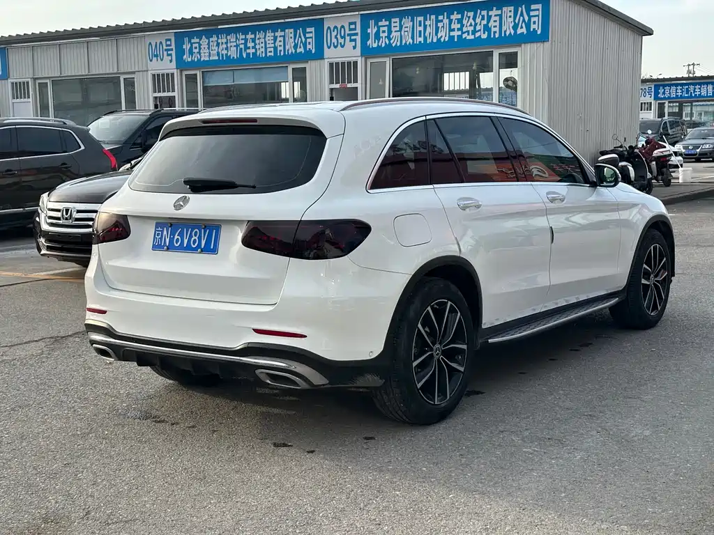 Mercedes-Benz GLC 2021 — фото 13