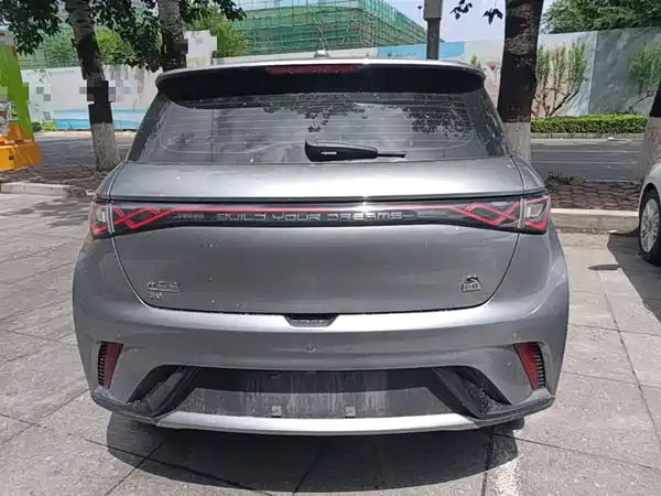 BYD Dolphin 2023