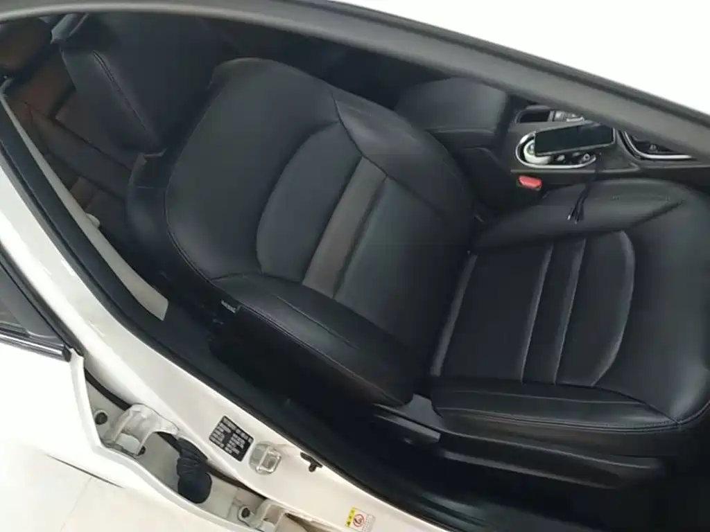 GAC Trumpchi GA4 2018 — фото 25