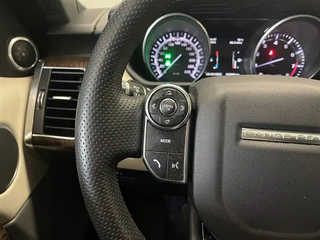 Land Rover Sport 2015 — фото 15
