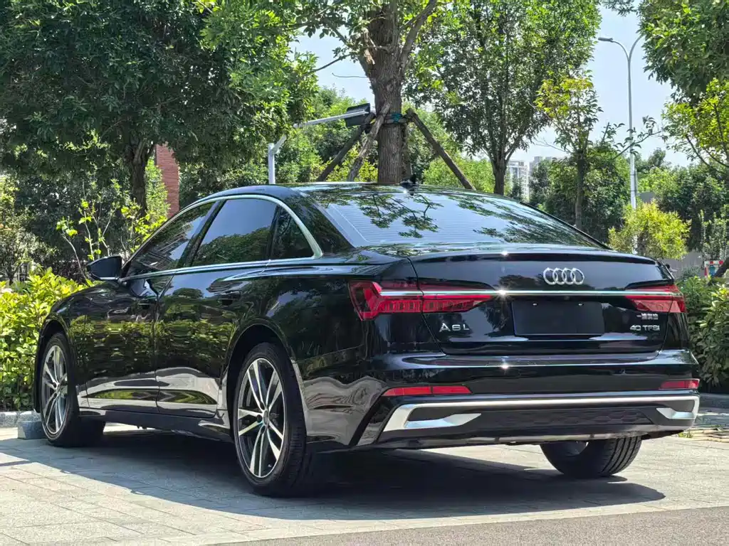 Audi A6L 2020