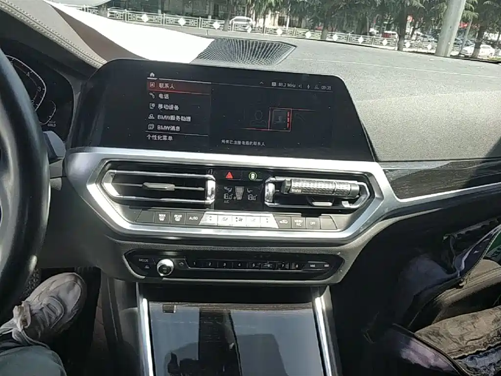 BMW 3 Series 2022 — фото 13