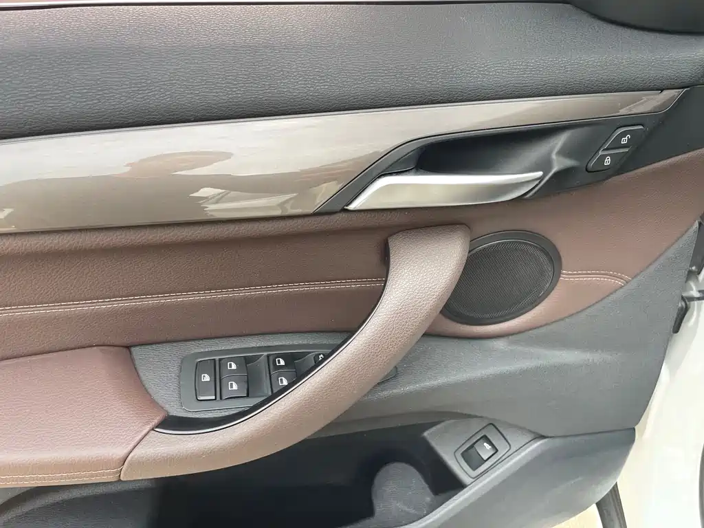 BMW X1 2018 — фото 10