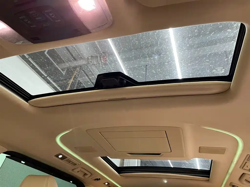 Toyota Vellfire 2020 — фото 12