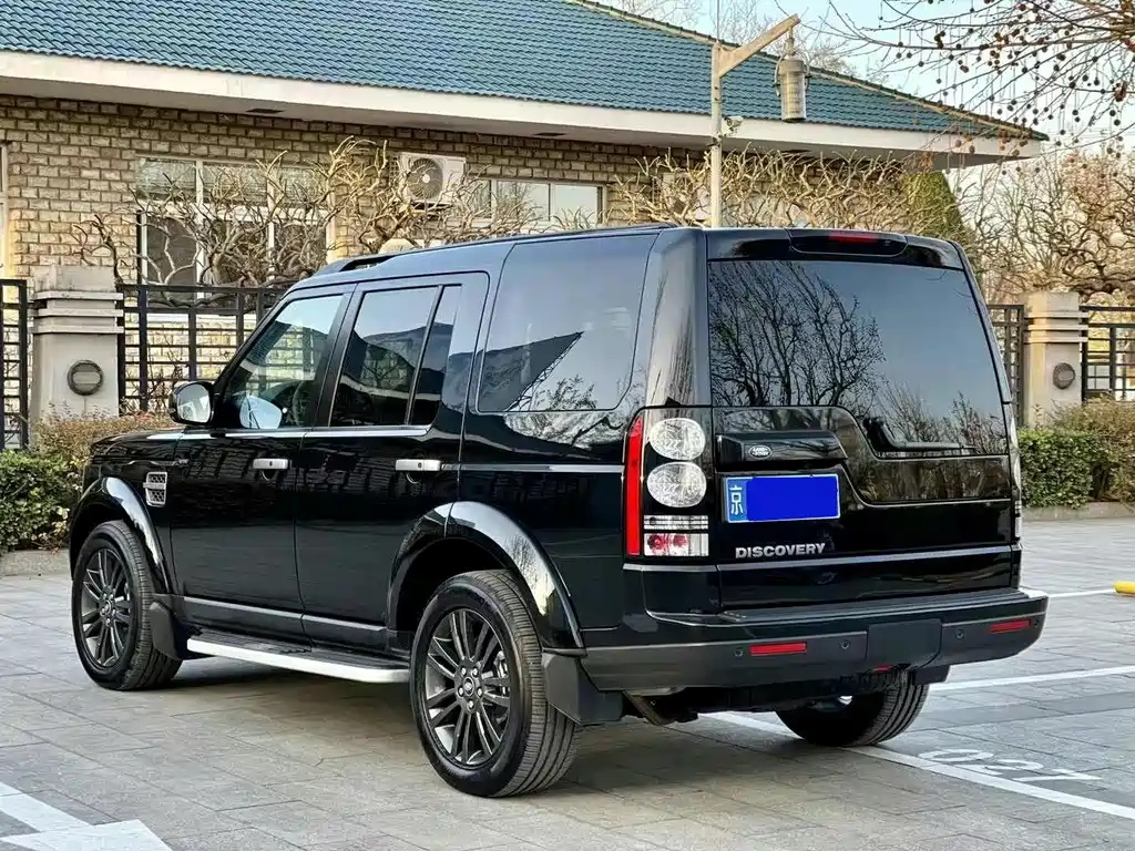 Land Rover Discovery 2015 — фото 6