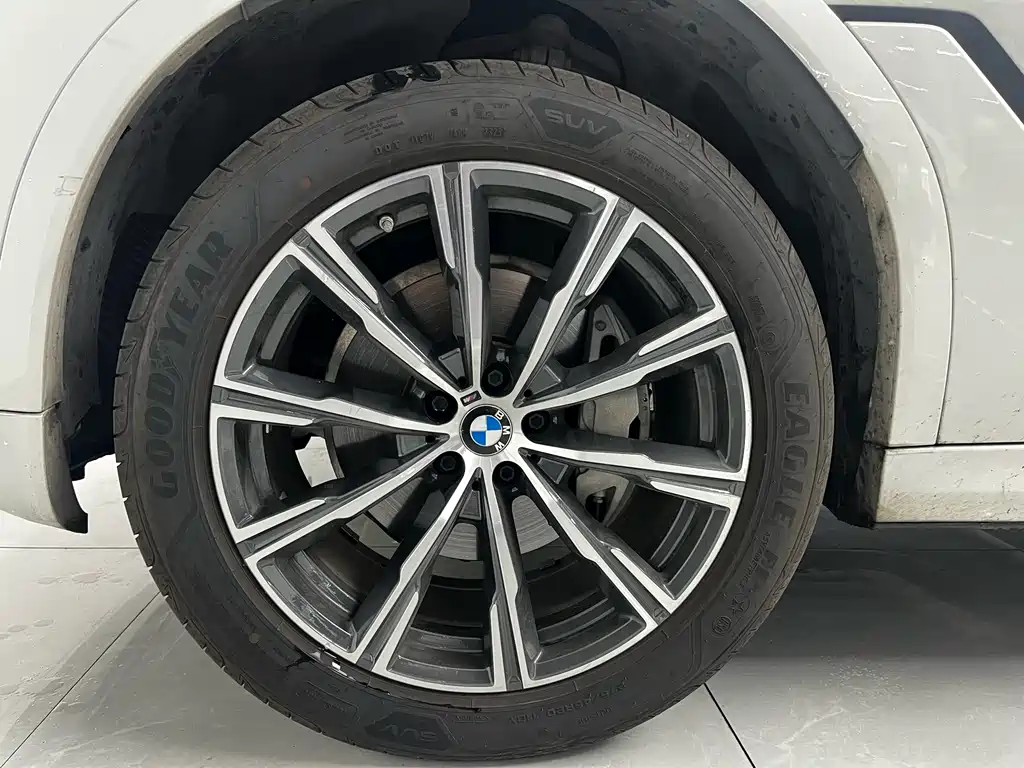 BMW X6 2020 — фото 9
