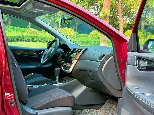Nissan Tiida 2018