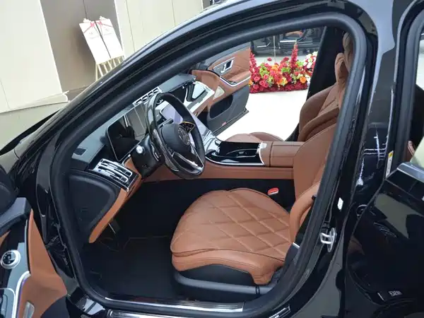 Mercedes-Benz Maybach S-Class 2025