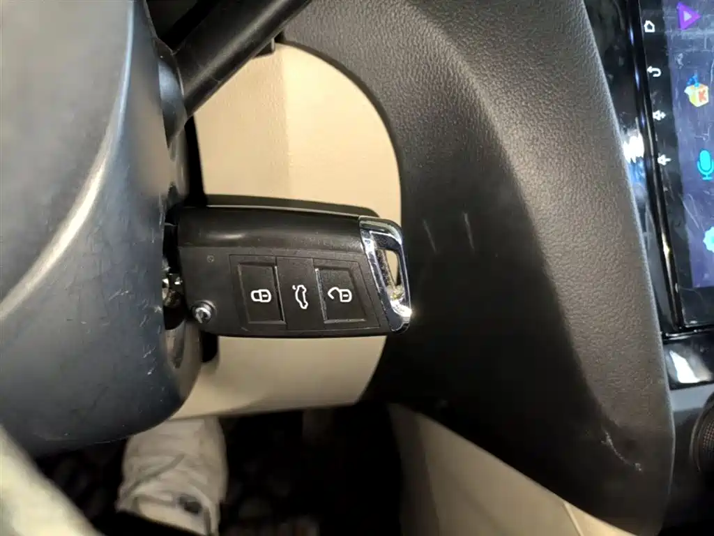 Skoda Octavia 2015 — фото 9