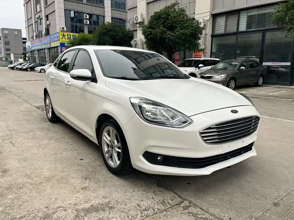 Ford Forrest 2019