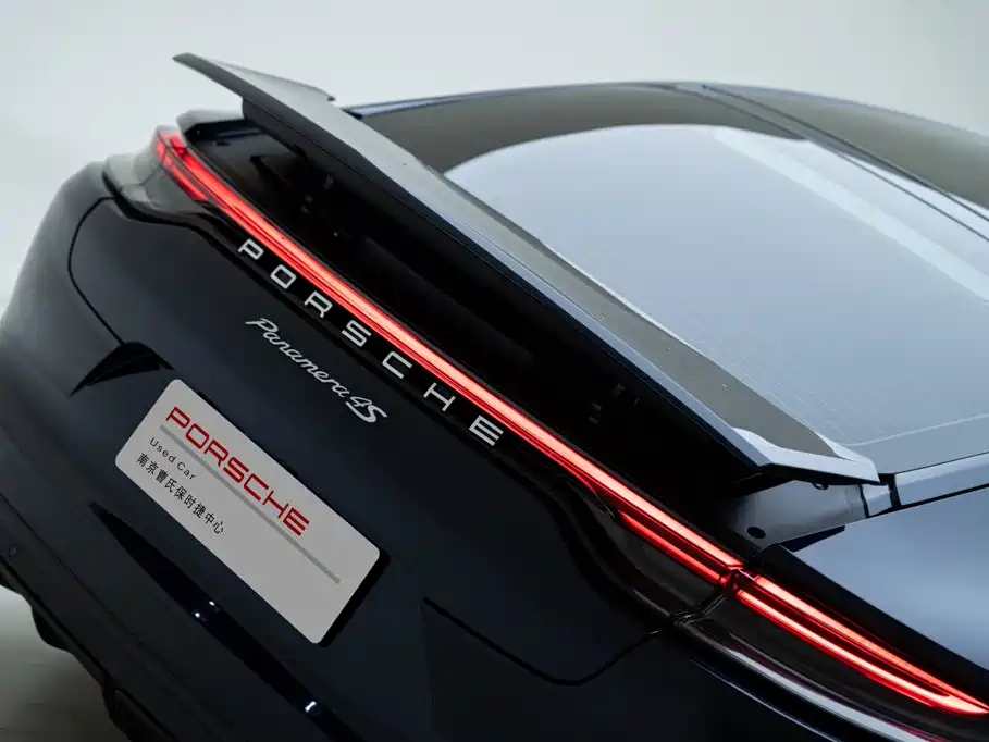 Porsche Panamera 2022 — фото 8