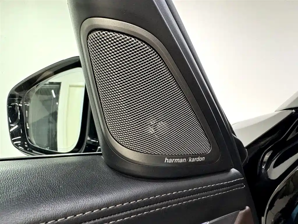 BMW 7 Series 2021 — фото 19