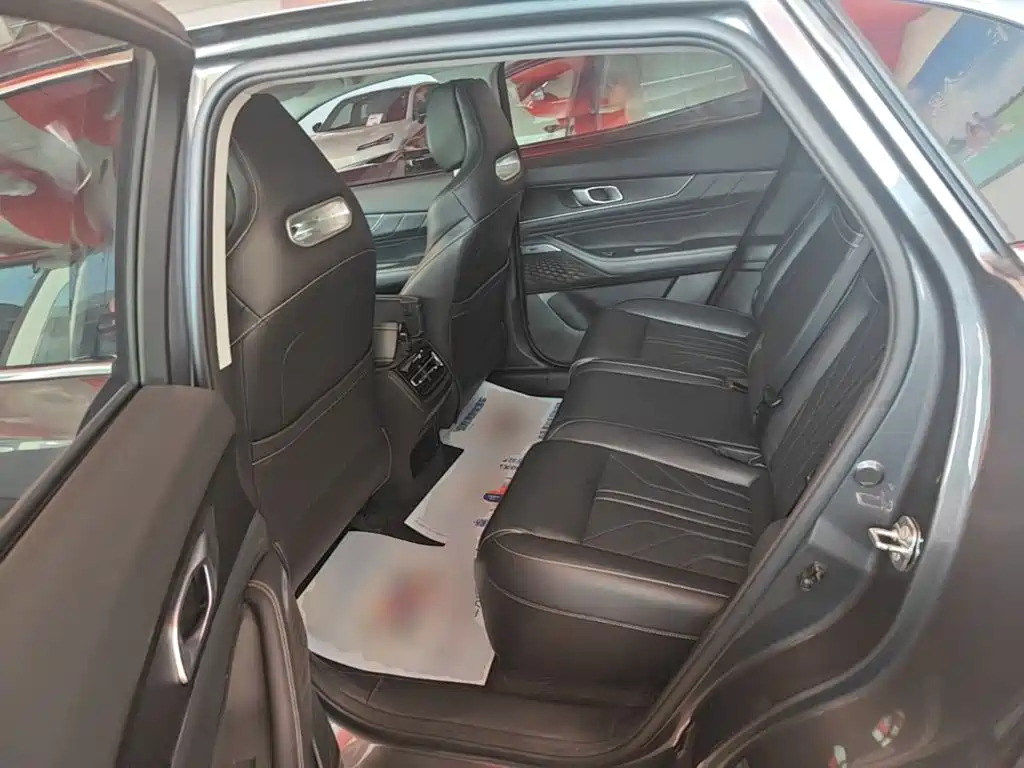 Changan UNI-K Smart Electronic Idd 2023 — фото 17
