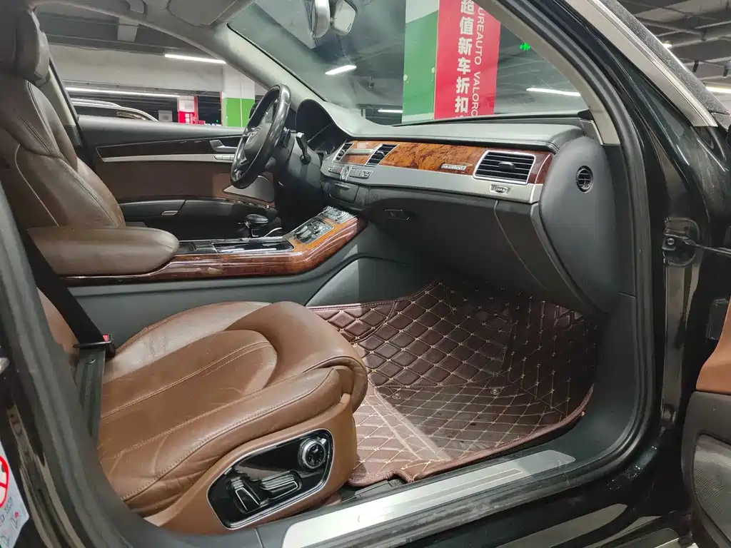Audi A8 2012