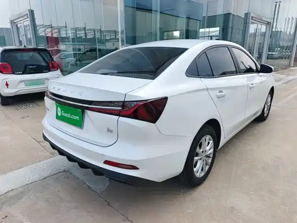 Roewe i5 2025