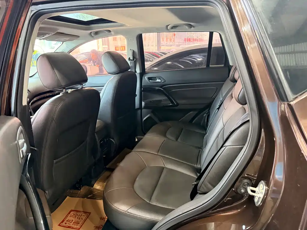 GAC Motor Trumpchi GS4 2017 — фото 14