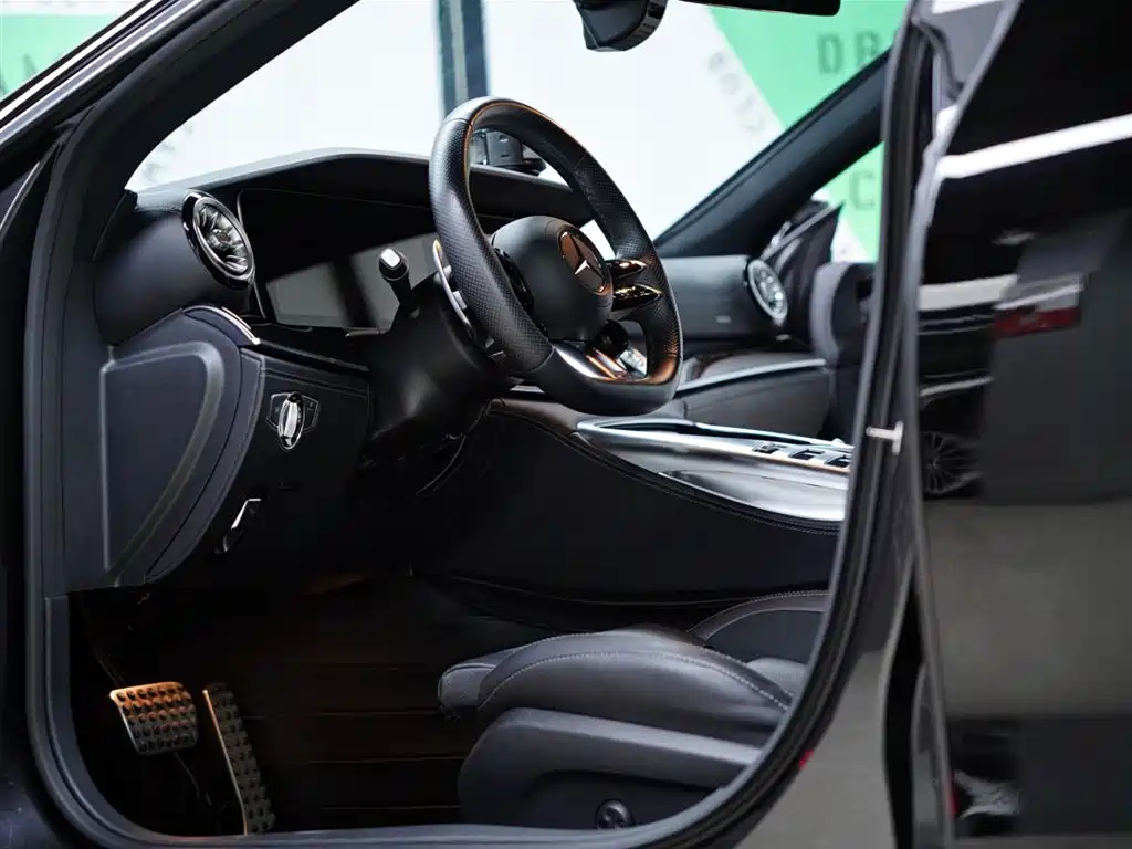 Mercedes-Benz AMG GT 2023 — фото 16