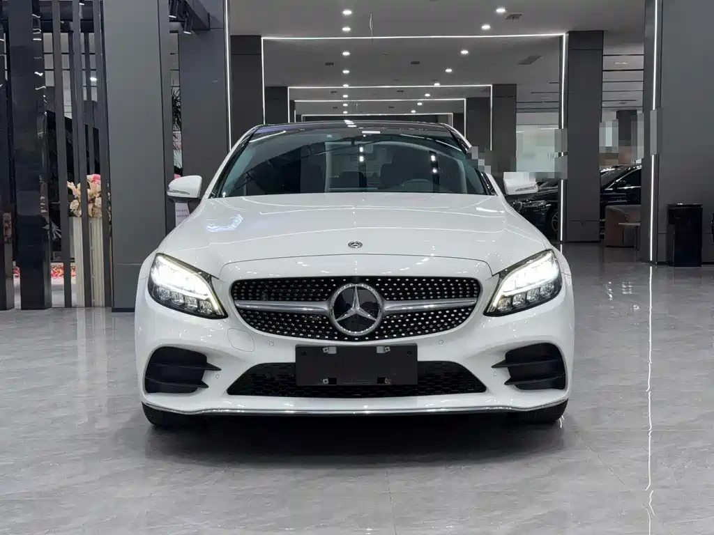 Mercedes-Benz C-Class 2019