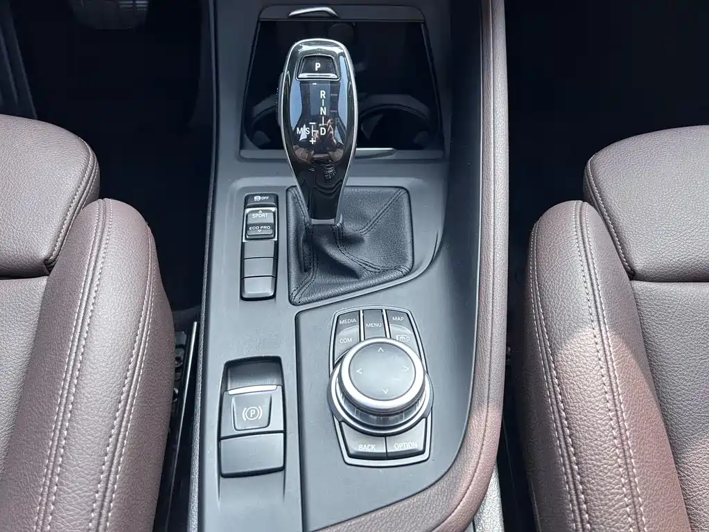 BMW X1 2021 — фото 13