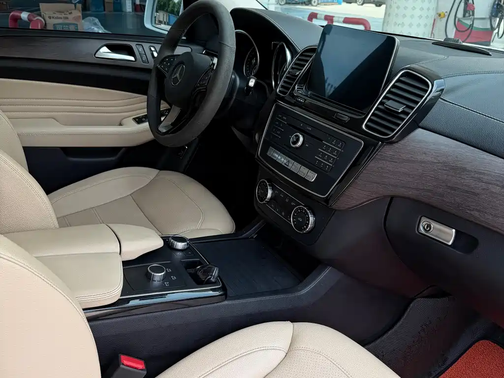 Mercedes-Benz GLE Coupe 2018 — фото 23