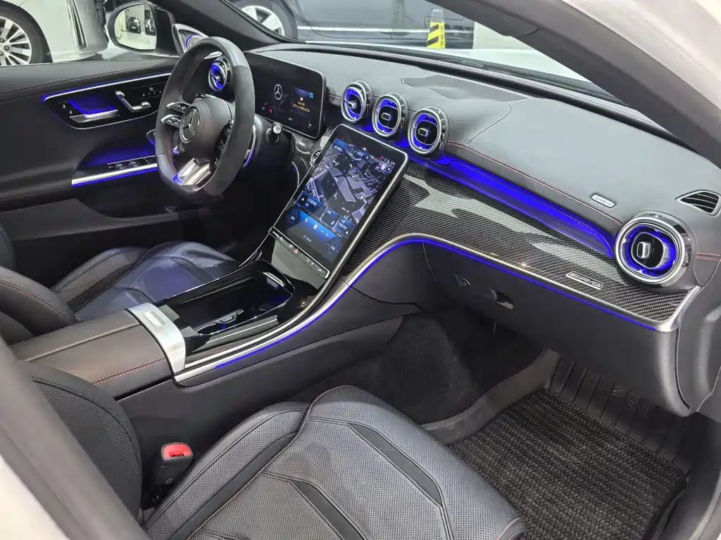 Mercedes-Benz C-Class AMG 2024 — фото 7