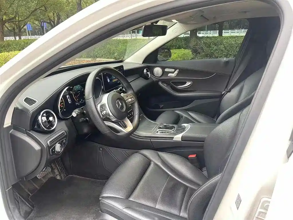 Mercedes-Benz C-Class 2021 — фото 6