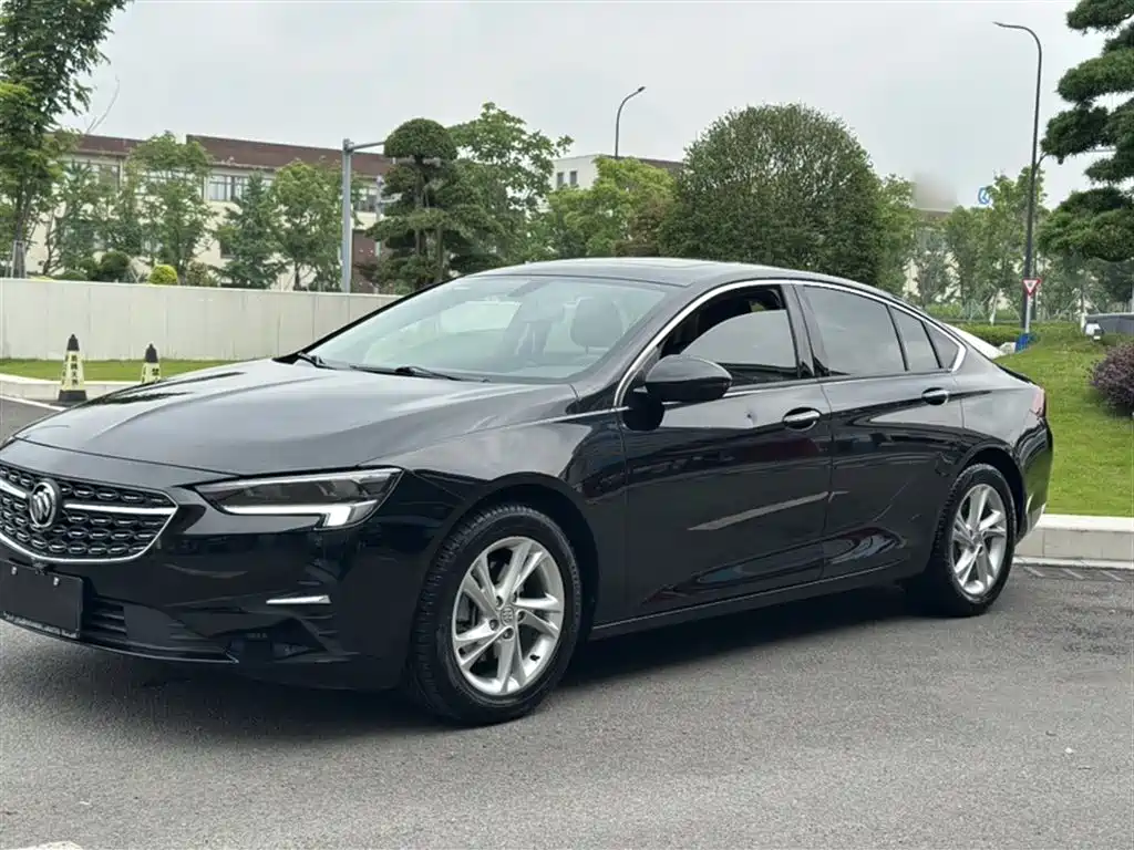 Buick Regal 2023
