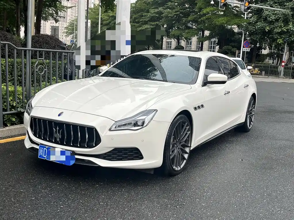 Maserati Quattroporte 2021