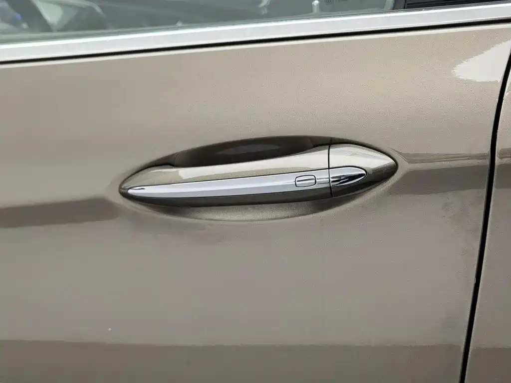 Buick Envision Plus 2018 — фото 18