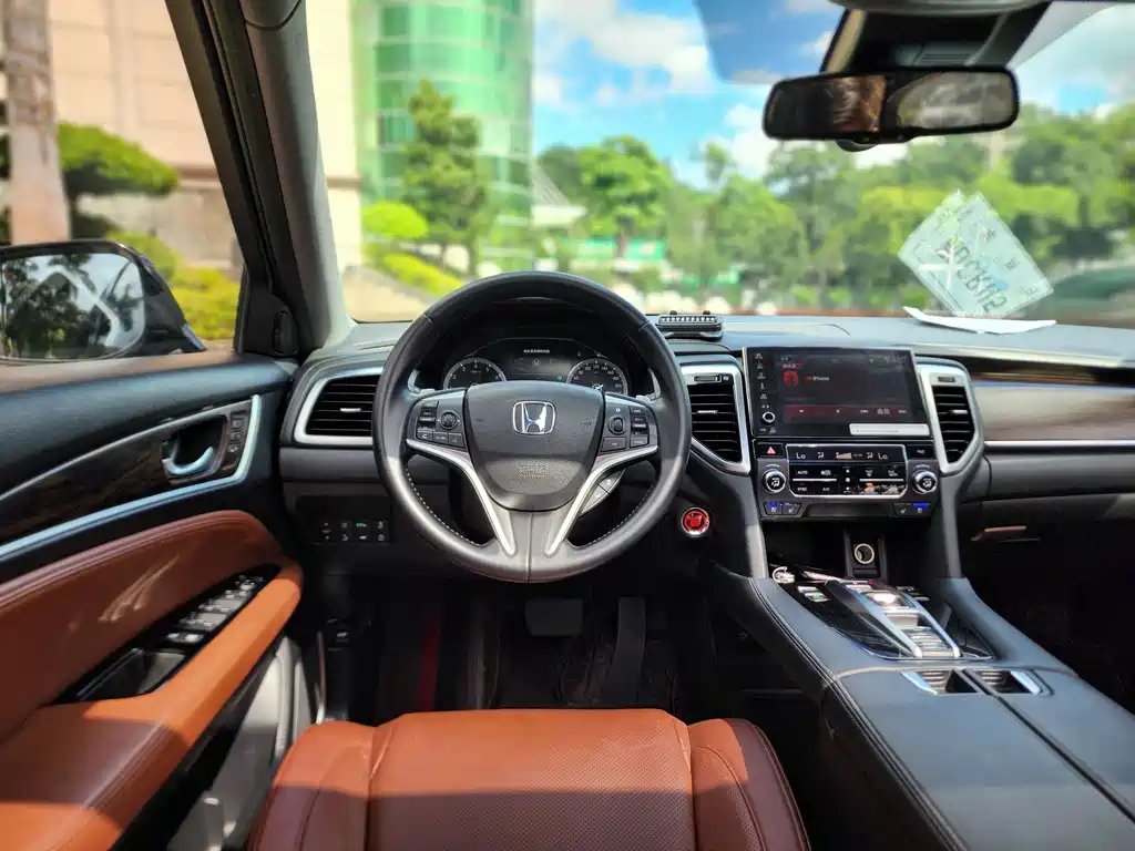 Honda UR-V 2018 — фото 14