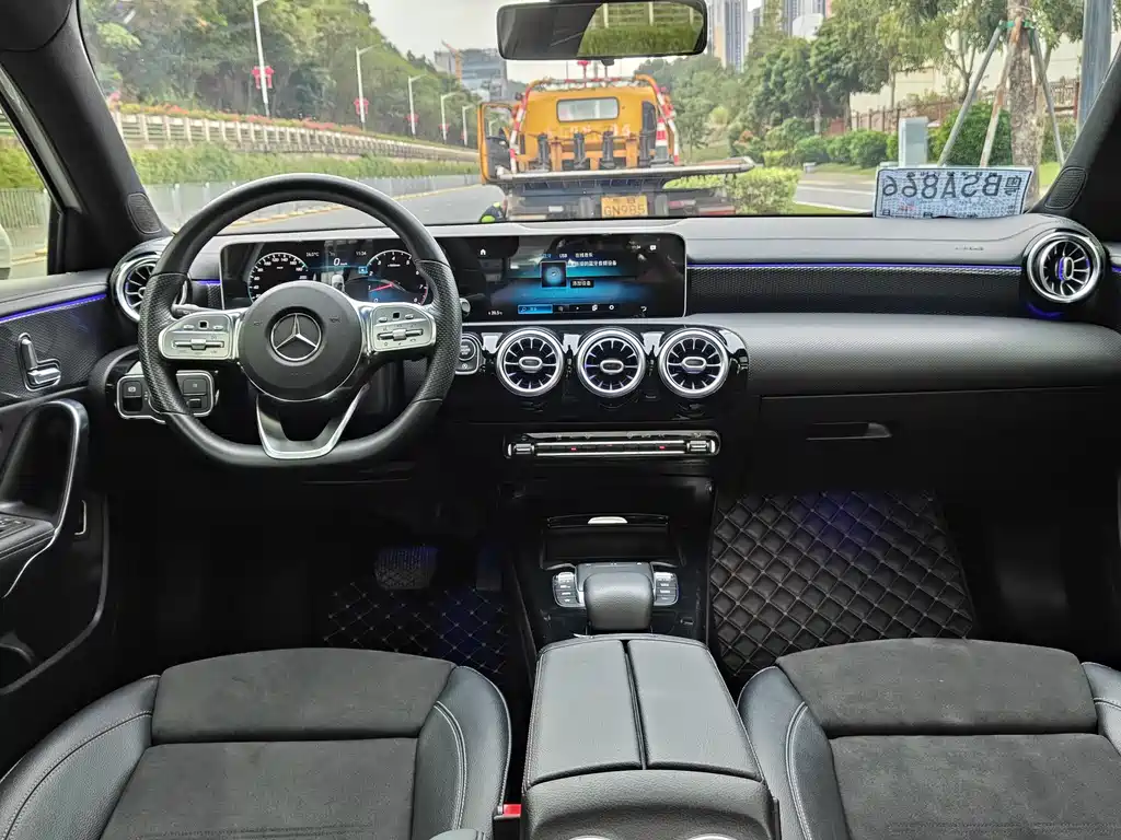 Mercedes-Benz A-Class 2020 — фото 13
