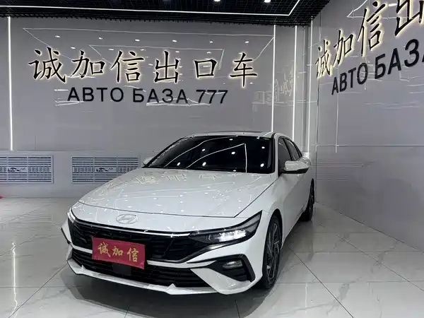 Hyundai Elantra 2024